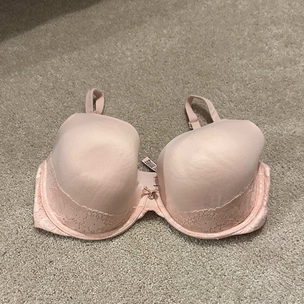 Victoria's Secret Blush Lace Bra